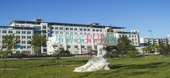 阿拉善職業(yè)技術(shù)學(xué)院?？圃盒閹讓? width=