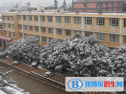 云南省林業(yè)高級技工學校網(wǎng)站網(wǎng)址