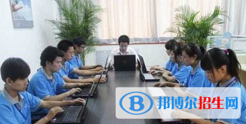 石家莊商務(wù)外貿(mào)中等專業(yè)學(xué)校2018年報(bào)名條件、招生對(duì)象