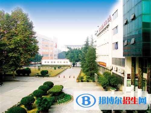 南和職教中心2018年報(bào)名條件、招生對(duì)象