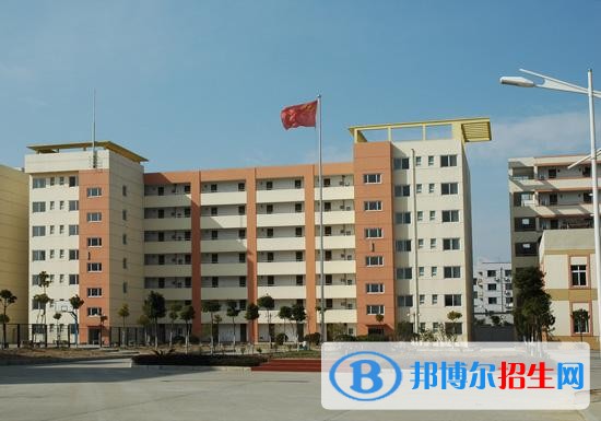 承德華中管理中專(zhuān)學(xué)校有哪些專(zhuān)業(yè)