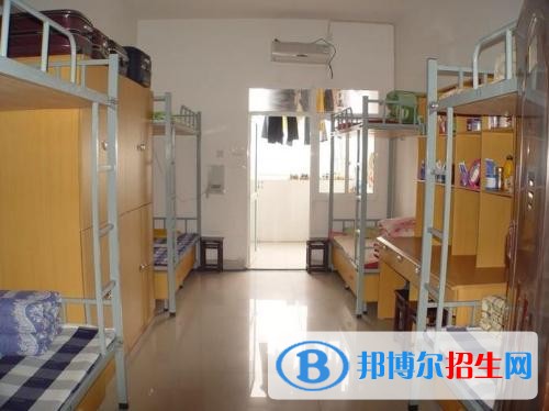 大同第一高級職業(yè)中學(xué)校2021年宿舍條件