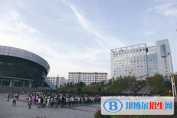 貴州工程應(yīng)用技術(shù)學院單招報名條件