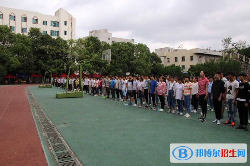山東萊西市職業(yè)中等專業(yè)學(xué)校2018年報(bào)名條件、招生對象