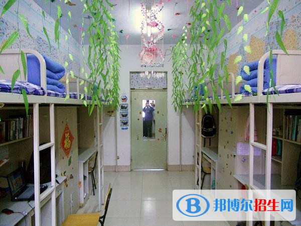 即墨第二職業(yè)中等專業(yè)學校宿舍條件