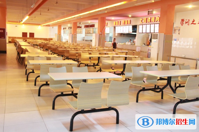張家港市第三職業(yè)高級(jí)中學(xué)住宿條件