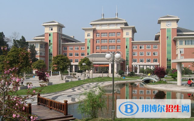 麗水職業(yè)技術(shù)學(xué)院?jiǎn)握袌?bào)名時(shí)間