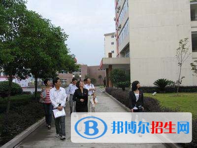 自貢男生上中專學校有哪些技術