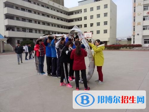 南京鐵道車輛高級技工學校招生辦聯(lián)系電話