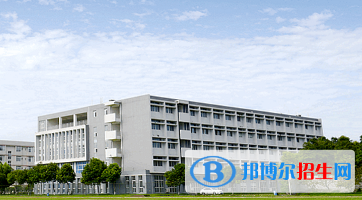 四川礦產(chǎn)機電技師學(xué)院