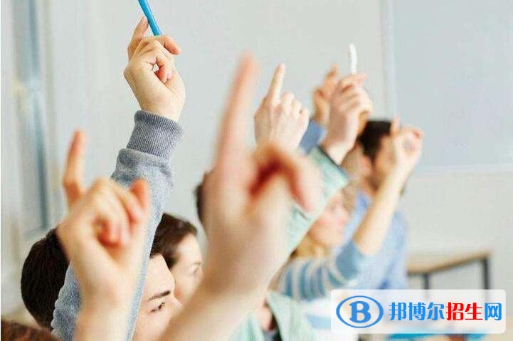 湖南上中專(zhuān)學(xué)校有什么要求