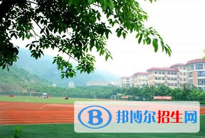 重慶市女子職業(yè)高級中學(xué)辦學(xué)方法，師資力量