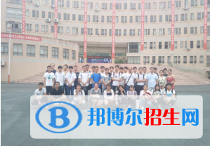 贛州工業(yè)職業(yè)中等專業(yè)學(xué)校2020年招生辦聯(lián)系電話