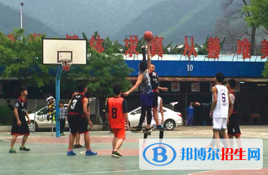 肇慶商務(wù)技工學(xué)校學(xué)校怎么樣、好不好