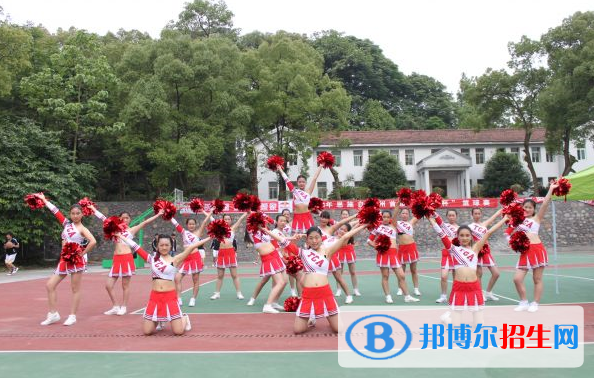 黃石藝術(shù)學(xué)校2020年報(bào)名條件、招生要求、招生對(duì)象