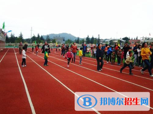 冕寧縣職業(yè)技術(shù)學校2020年報名條件、招生對象