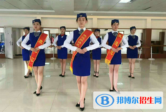 武漢應用科技學校