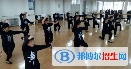 蘭州中泰聯(lián)合職業(yè)學(xué)校2020年報名條件、招生要求、招生對象
