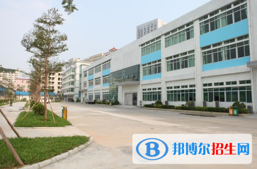 東莞機(jī)電工程學(xué)校2020年報(bào)名條件、招生要求、招生對(duì)象
