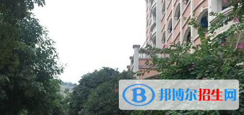 梧州技工學(xué)校2020年招生辦聯(lián)系電話