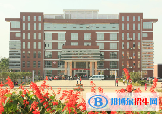 萍鄉(xiāng)衛(wèi)生學(xué)校怎么樣、好不好