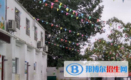 貴陽新城職業(yè)學(xué)校2020年報(bào)名條件、招生要求、招生對(duì)象