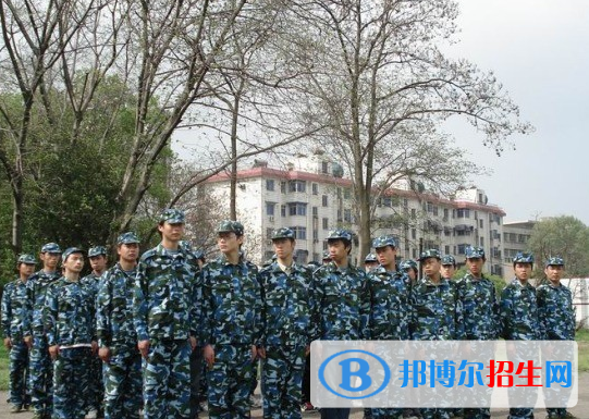 九江遠(yuǎn)東海事學(xué)校2020年招生辦聯(lián)系電話(huà)