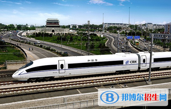 成都2020年鐵路學校什么專業(yè)適合女生