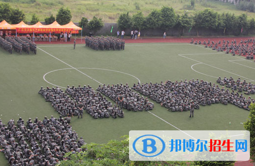 廣東華文航空藝術(shù)職業(yè)學(xué)校2020年報(bào)名條件、招生要求、招生對(duì)象