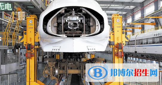 白銀2020年鐵路學(xué)校學(xué)費多少