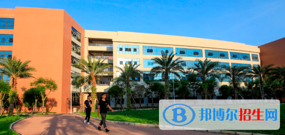 柳州職業(yè)技術(shù)學(xué)院2020年報名條件、招生要求、招生對象