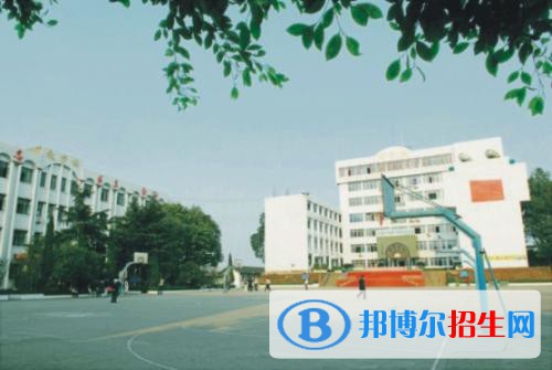樂(lè)山職業(yè)技術(shù)學(xué)院2020年招生辦聯(lián)系電話