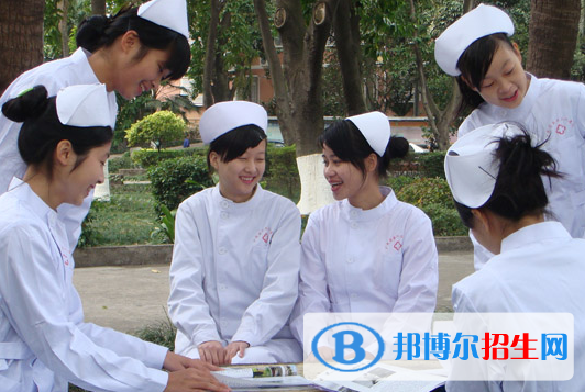 廣東黃埔衛(wèi)生職業(yè)技術(shù)學(xué)校2020年報名條件、招生要求、招生對象