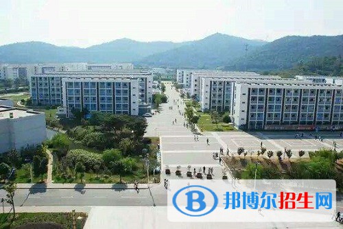 蘇州經(jīng)貿(mào)職業(yè)技術(shù)學(xué)院怎么樣、好不好