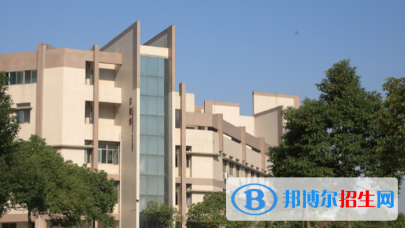 安徽醫(yī)學(xué)高等?？茖W(xué)校2020年報(bào)名條件、招生要求、招生對(duì)象