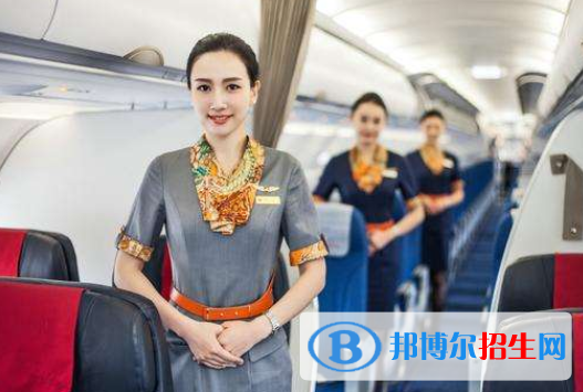 湖北2020年初中生女生讀什么航空服務學校好