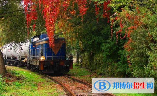 襄陽2020年讀什么鐵路學校有前途