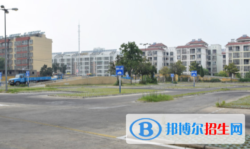 淮南市交通中等專業(yè)學校2020年招生辦聯(lián)系電話 