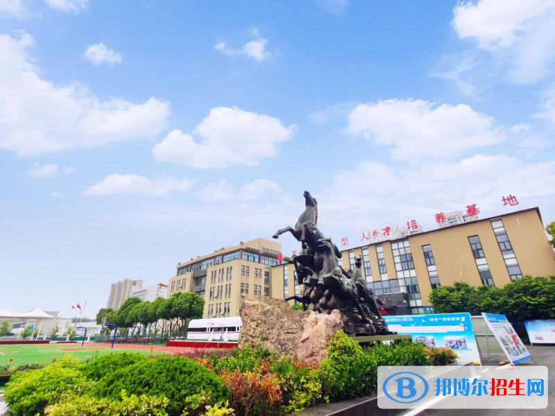 合肥中科信息工程技工學(xué)校2021年報(bào)名條件、招生要求、招生對(duì)象