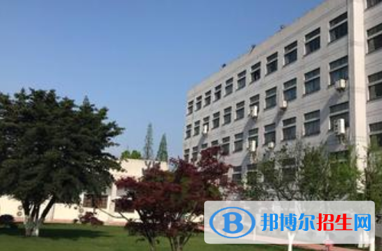 金華九峰職業(yè)技術學校
