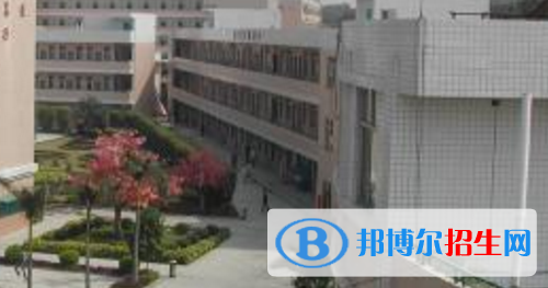 黔西南理工職業(yè)技術學校2021年招生辦聯系電話