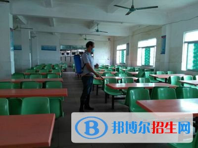 云南省旅游學(xué)校2021年報名條件、招生對象