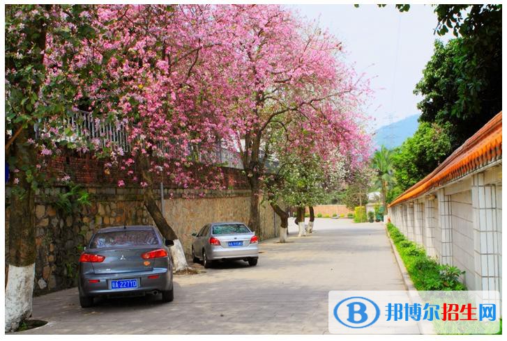 昆明市盤(pán)龍區(qū)千發(fā)職業(yè)學(xué)校2021年錄取分?jǐn)?shù)線