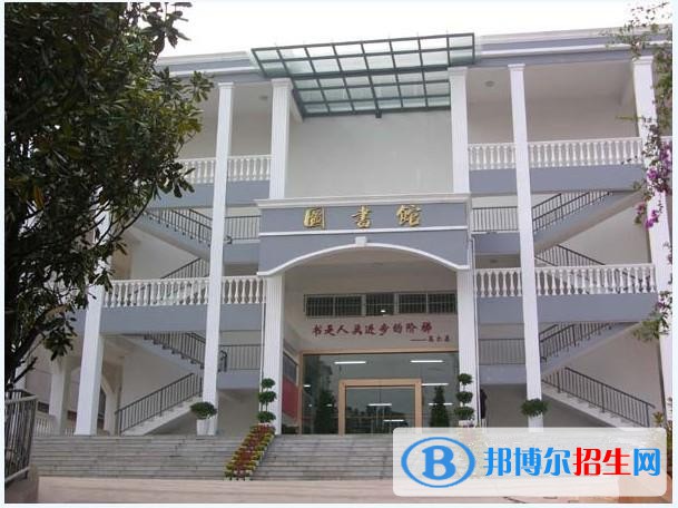 昆明工業(yè)職業(yè)技術學院五年制大專學校是幾專