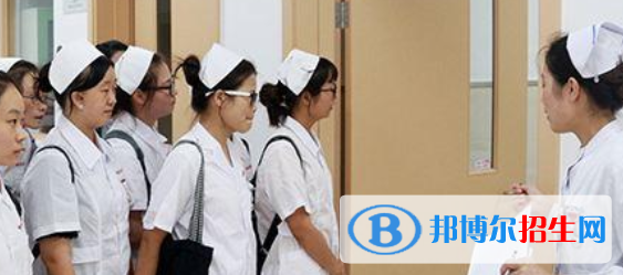 成都2021年女生讀護(hù)理學(xué)校怎么樣