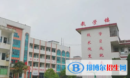 丹寨中等職業(yè)技術學校2022年招生辦聯(lián)系電話