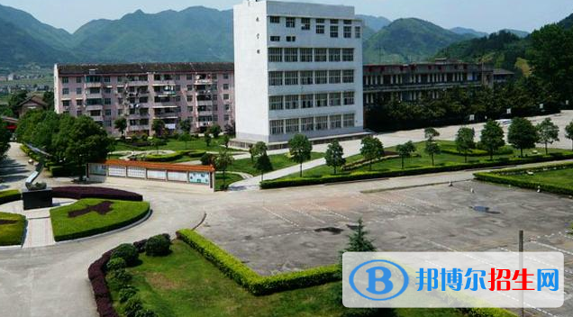 邢臺(tái)民進(jìn)經(jīng)濟(jì)管理中等專業(yè)學(xué)校2022年報(bào)名條件、招生要求、招生對(duì)象