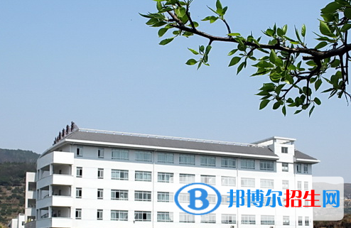 樂(lè)清市雁蕩山旅游學(xué)校1