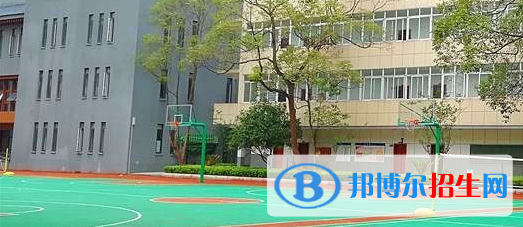 四川省人民醫(yī)院護士學校2022年宿舍條件