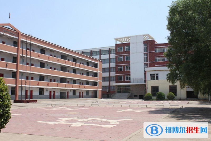 眉山信息工程中等職業(yè)技術(shù)學(xué)校2022年報(bào)名條件、招生要求、招生對象 